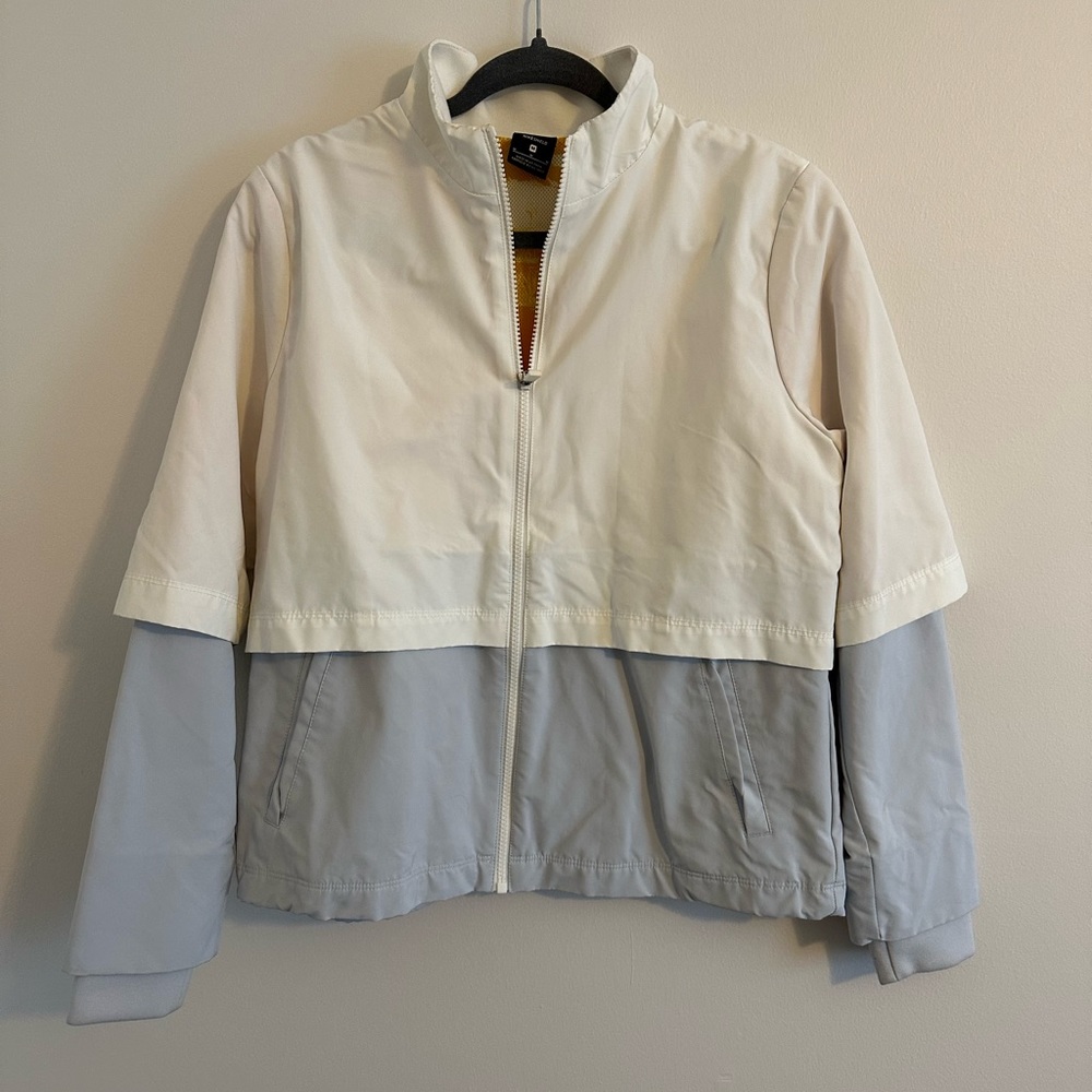 Nike Womens shield jacket